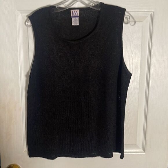 JM sleeveless top  - Picture 1 of 3
